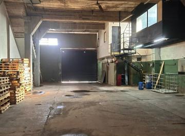Local comercial · 400m² · 2 Ambientes · Alquiler de Deposito - San Justo