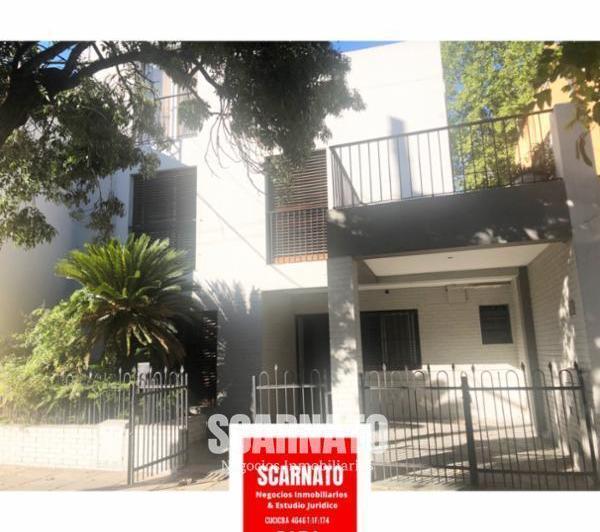 Casa · 14m² · 6 Ambientes · 1 Cochera