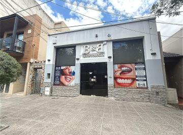 Oficina comercial · 170m² · 8 Ambientes · Centro Médico, Consultorios en Venta