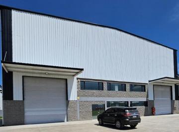 Bodega-Galpón · 3300m² · 1 Ambiente · Alquiler Nave Industrial en Polo Industrial Spegazzini con T3 y Rociadores