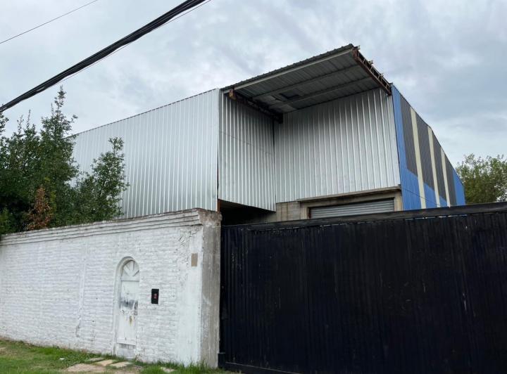 Bodega-Galpón · 560m²
