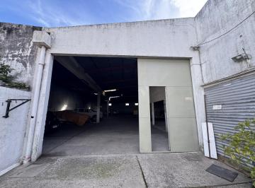 Garage · 700m² · Cochera en Alquiler por Dia y Mensual a m del Puerto de Colonia