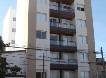 YBR-YBR-171_2 · Av Ptria 322 - 1 Dorm - Calef. Central - Apto Crédito!