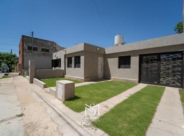 Casa · 62m² · 3 Ambientes · 2 Cocheras · Casa en Planta Baja 2 Dormitorio - B° Observatorio