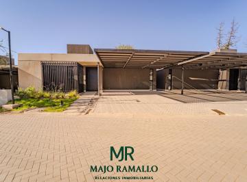 Casa · 165m² · 5 Ambientes · 1 Cochera · Vendo Housing en Patagonia Home - Villa Warcalde