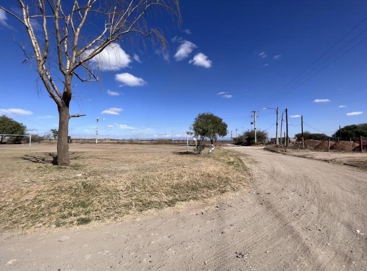 Terreno · 2135m²