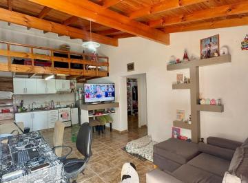 PH · 52m² · 3 Ambientes · 1 Cochera · PH de Tres Ambientes con Jardín en Moron