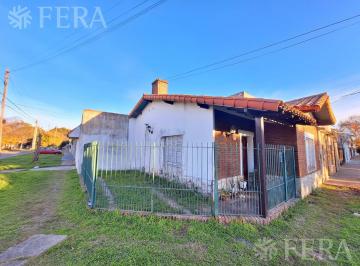 Casa · 96m² · 3 Ambientes · 1 Cochera · Venta Casa de 3 Ambientes con Cochera en Quilmes Oeste