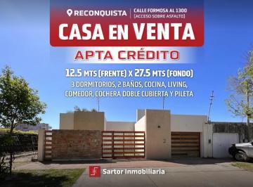 Casa · 146m² · 4 Ambientes · 1 Cochera · Casa Moderna en Barrio Parque