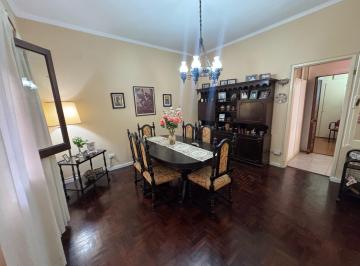 Casa · 73m² · 4 Ambientes · 1 Cochera · Casa en Villa Urquiza