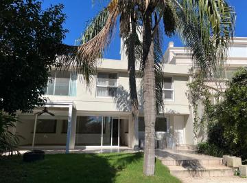 Casa · 259m² · 6 Ambientes · 4 Cocheras · Acassuso Libertador Al Río. Líndisima Casa en Venta, 3 Dorm., Depend, Garage, Jardin, Pileta
