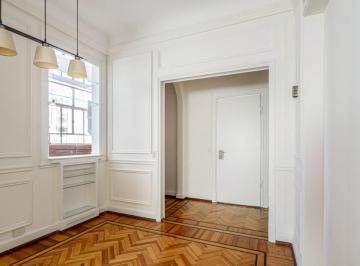 Departamento · 99m² · 4 Ambientes · Paraguay y Libertad