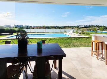 Casa · 145m² · 4 Ambientes · 4 Cocheras · Venta Casa a Laguna San Sebastian Financia Area 8