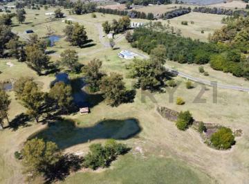 Terreno · 1642m² · Venta / Pinares Country Club. Lote Central Al Golf con Laguna.