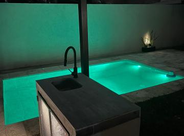 Casa de 7 ambientes, San Isidro · Alquiler Casa en Santa Rita - Dueño Directo. Parrilla, Pileta y Sauna