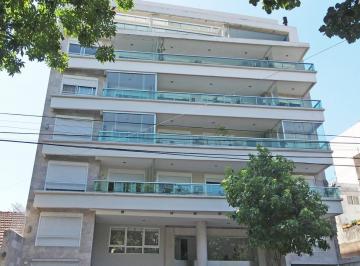 Departamento · 113m² · 4 Ambientes · Excelente Depto. 4amb con Dependencia - Balcon - Parrilla - Cochera - Dos Bauleras - Amenities
