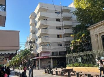 BET-BET-10423_2 · Excelente Departamento 2 Ambientes Pleno Centro Comercial!