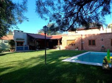Casa · 340m² · 5 Ambientes · 2 Cocheras · Casa 3 Dorm y Escritorio - Zona Norte