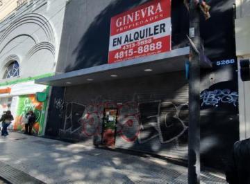 Local comercial · 628m² · Local Comercial. Planta Baja: 8 X 41 m. 1º Piso: 300 m². Apto Todo Destino.