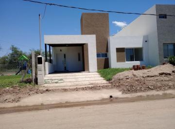 Casa de 3 ambientes, Córdoba · Oportunidad! Casa Alquiler - 2 Dorm - Docta