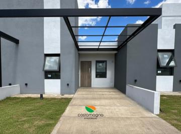 Casa · 107m² · 3 Ambientes · 2 Cocheras · Duplex Planta Baja Nobu Town