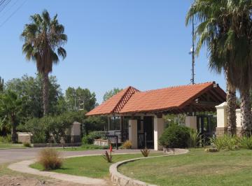 Casa · 100m² · 2 Dormitorios · 1 Cochera · Casa en Venta 2 Dorm. en Barrio Lomas de Terrada, Luján de Cuyo
