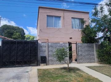 Casa · 120m² · 5 Ambientes · 1 Cochera · Casa en Alquiler en Benavidez, Tigre, G. B. a. Zona Norte