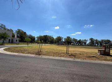 Terreno · 482m² · Venta de Lote 482 m² en Barrio Santa Sofia - Pilar del Este