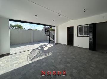 PH · 111m² · 3 Ambientes · Venta • Mataderos• PH •tres Ambientes • Entrada Independiente