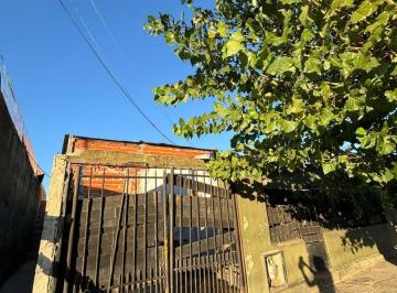 Casa · 120m² · 2 Dormitorios · Casa en Villa Elvira