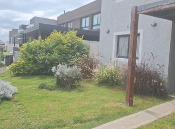 PH de 7 ambientes, Córdoba · Duplex en Alquiler 3 Dorm. Barrio Docta Boulevard