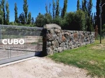 Terreno · 668m² · Lote en Venta en Callejón Privado / Barrio Chacras del Sur - Chacras de Coria - Lujan de Cuyo