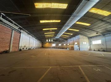 Bodega-Galpón · 1350m² · Alquiler de Galpón de 1.600 m² en Villa Celina, La Matanza
