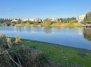 Terreno · 981m² · Lindísimo Lote a La Laguna Barrio San Matías