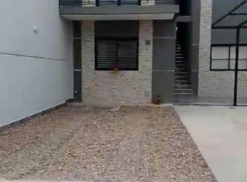 Departamento de 4 ambientes, Guaymallén · Guaymallén, Complejo Privado