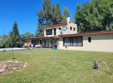 Casa · 175m² · 3 Ambientes · Casa en Venta - 2 Dorm. 2 Baños - La Plata