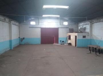 Bodega-Galpón · 284m² · Excelente Galpón a m de Av Juan B. Justo