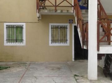 Departamento de 3 ambientes, Santa Teresita · 3 Ambientes con Cochera Amplia y Patio - a 150 m del Mar