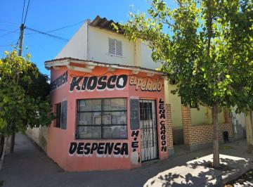 Casa · 170m² · 5 Ambientes · Venta Duplex Mas Salon Comercial Esquina.