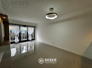 Departamento · 64m² · 3 Ambientes · En Venta Tres Ambientes a La Calle con Balcón, Plaza Mitre