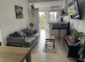 Departamento · 35m² · 2 Ambientes · Departamento 1 Dormitorio en Venta La Plata, Balcón