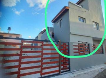 Casa de 3 ambientes, Mar del Tuyú · Duplex Ubicando en Mar del Tuyu en La Calle 57 y 1 Mdt