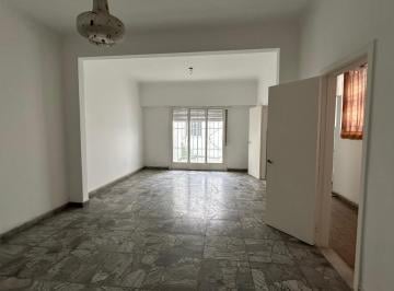 PH · 120m² · 5 Ambientes · Venta PH 1° Piso Cuenca 2500 Villa del Parque