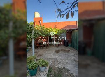 Casa de 3 ambientes, Berazategui · Casa 3 Ambientes con Patio - Berazategui Centro