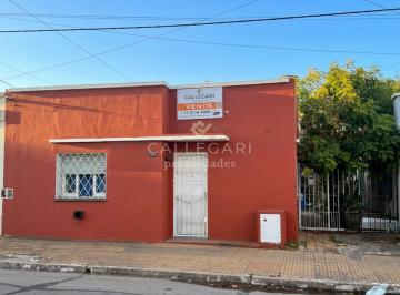 Casa de 3 ambientes, Berazategui · Casa 3 Ambientes con Patio - Berazategui Centro