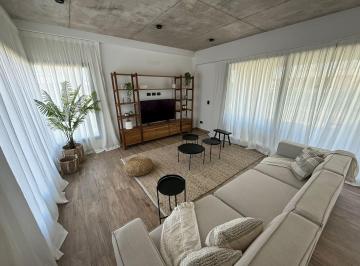 Casa · 209m² · 5 Ambientes · 2 Cocheras · Casa en Venta en Puertos del Lago, Escobar, G. B. a. Zona Norte