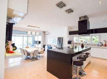 Casa · 420m² · 4 Ambientes · 2 Cocheras · Casa en Alquiler y Venta, Barrio Los Alisos Nordelta