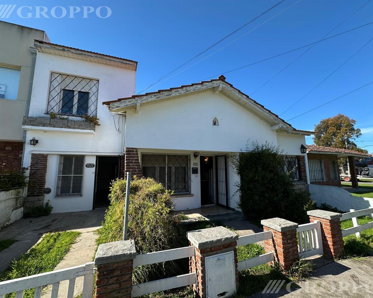 Chalet 3 amb, 174m² con patio y cochera — Punta Mogotes