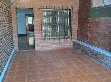 Casa de 3 ambientes, Lanús · Casa Alquiler