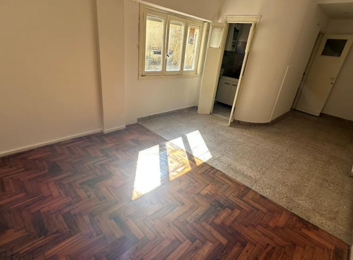 Oportunidad! Departamento 1 Ambiente Refaccionado a Nuevo Luminoso Usd 32.000